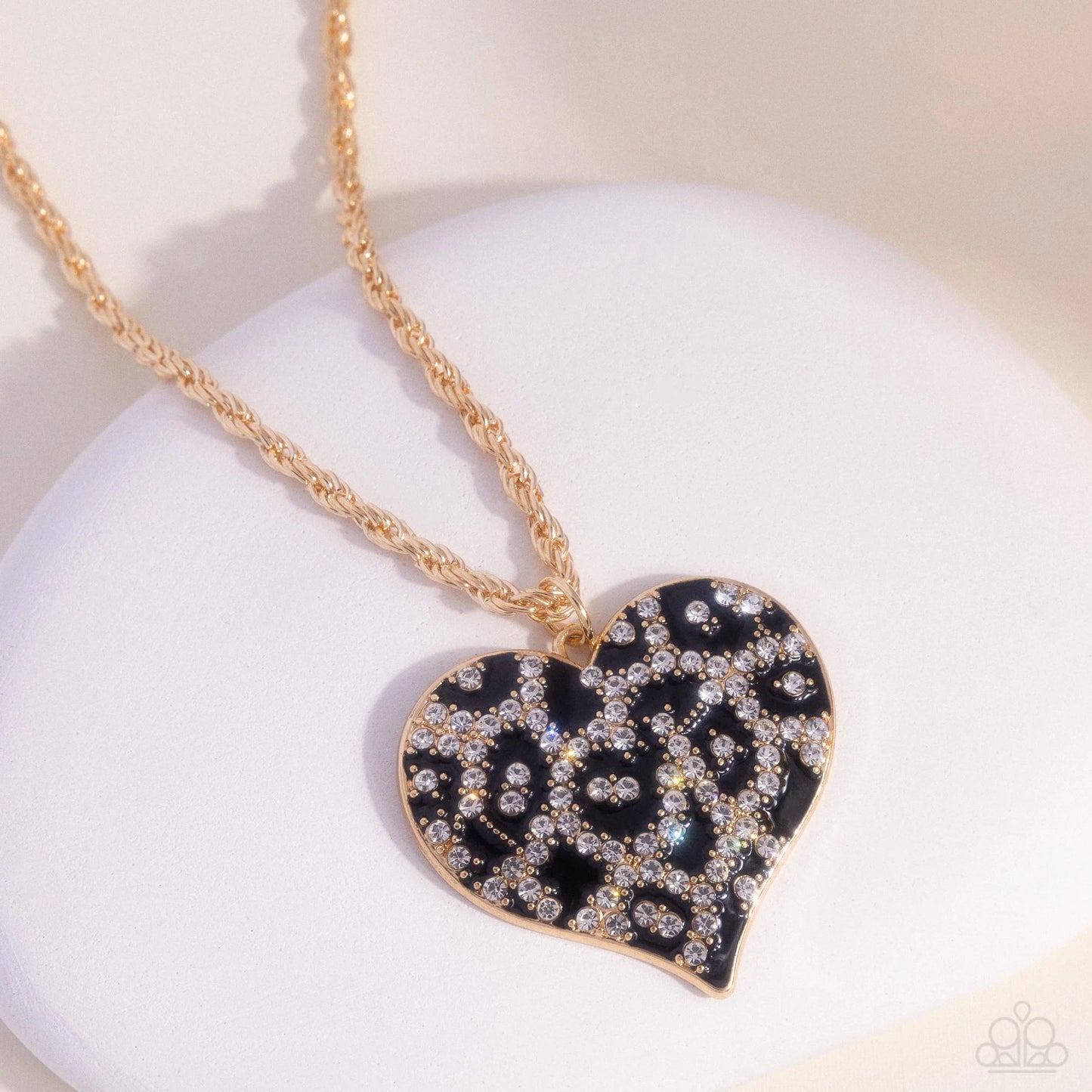 Paparazzi Cheetah Compound - Gold Heart Necklace