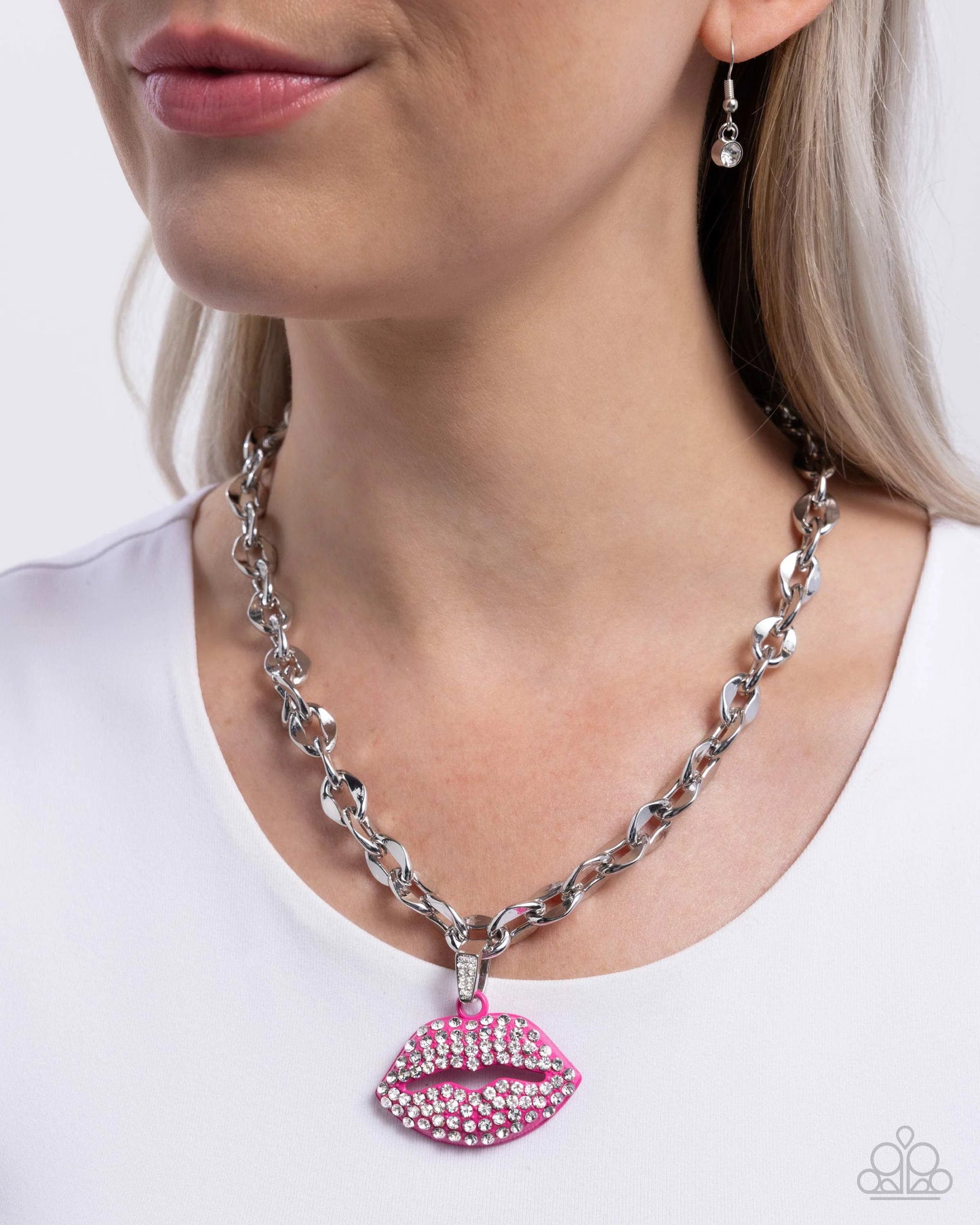 Paparazzi Keepsake Kisser - Pink Lips Necklace