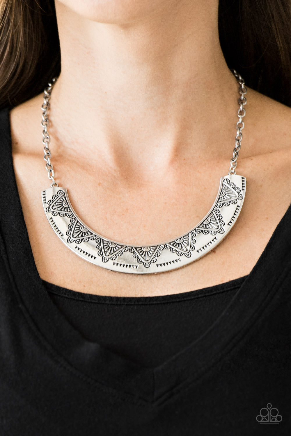 Paparazzi Persian Pharaoh - Silver Necklace