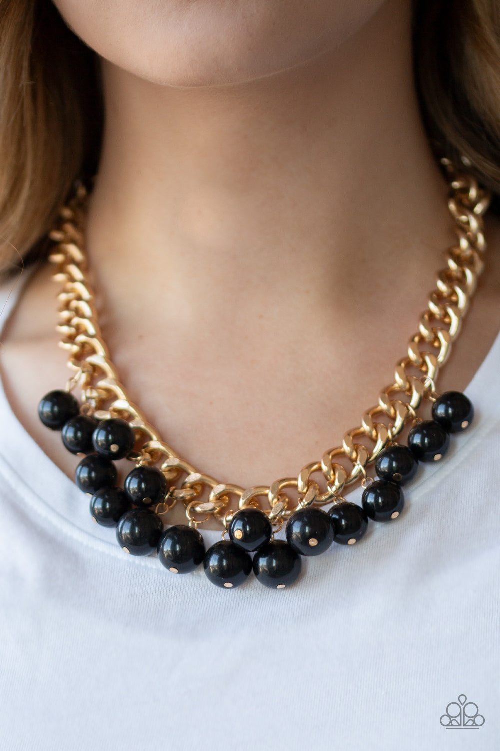 Paparazzi Get Off My Runway - Gold Black Necklace