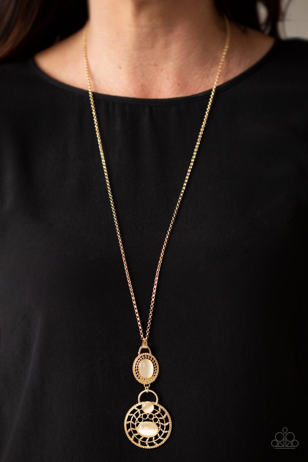 Paparazzi Hook, VINE, And Sinker - Gold Necklace