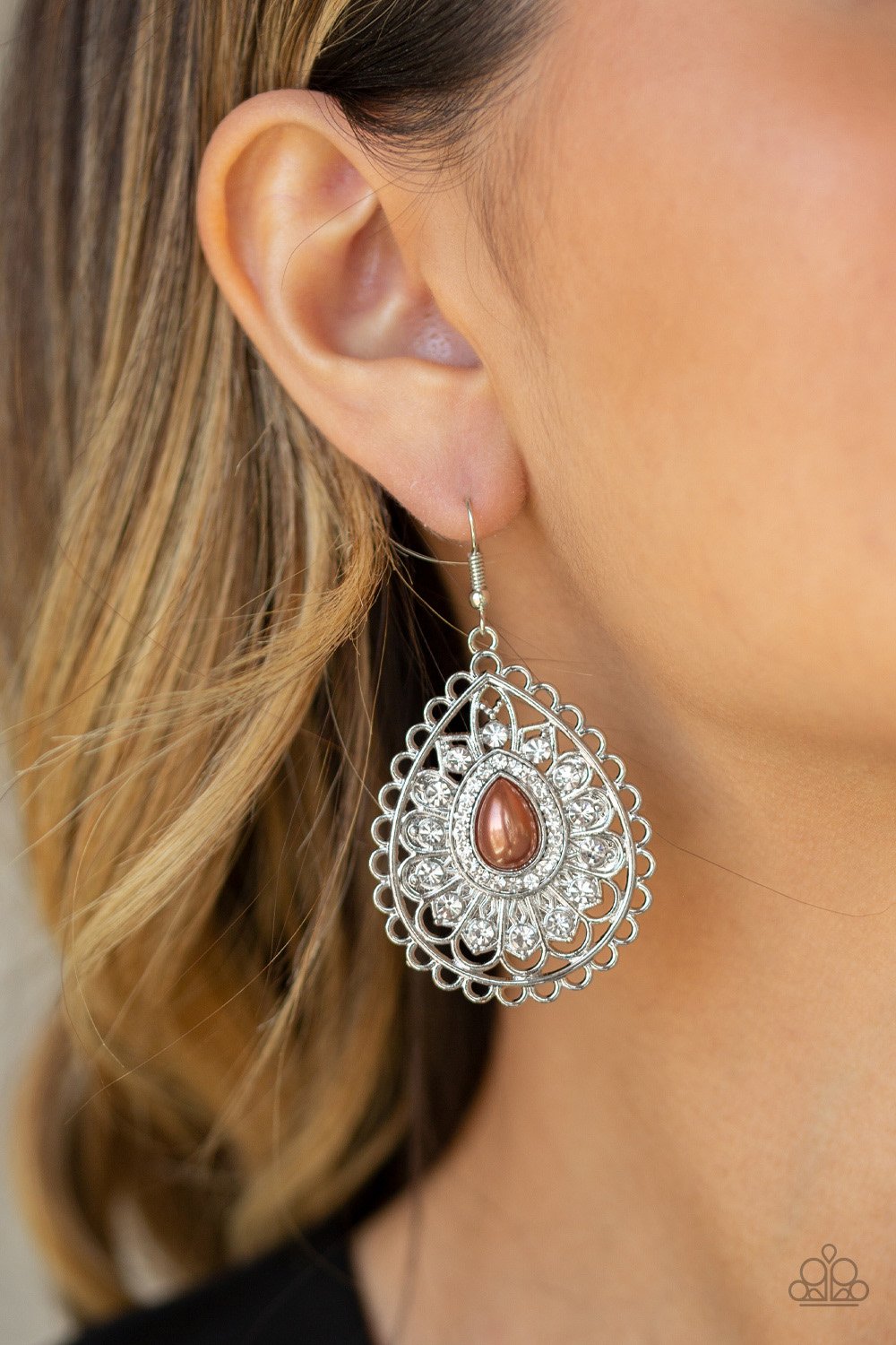 Paparazzi Glamour Grandeur - Brown Earrings