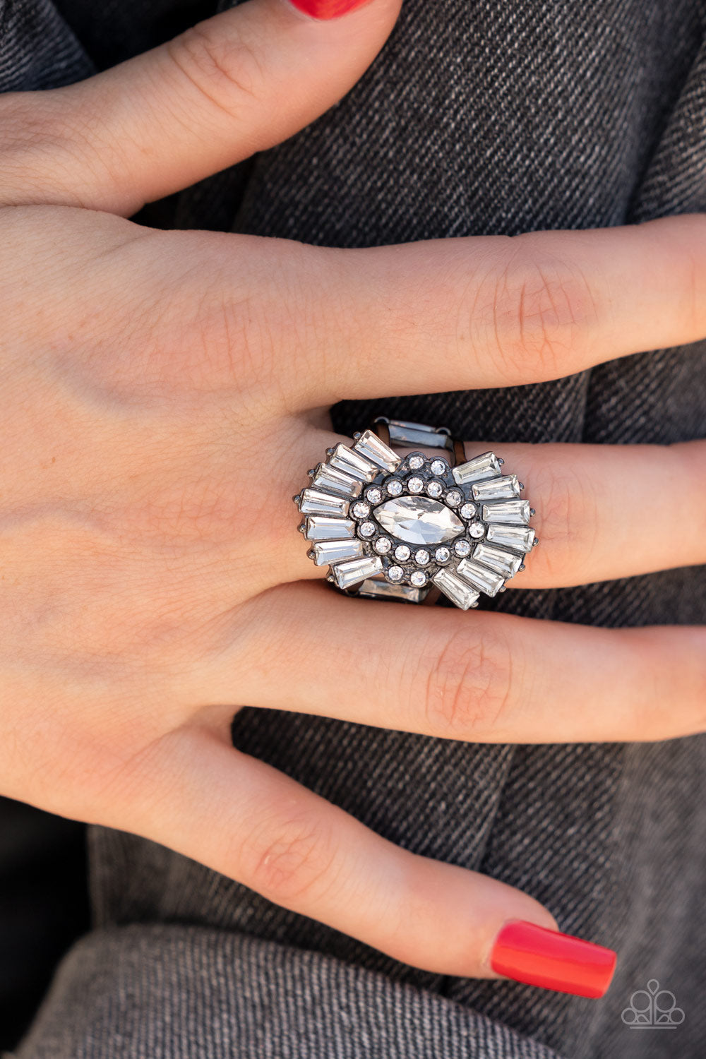 Paparazzi Daringly Deco - Black Ring - 2022 Convention Collection