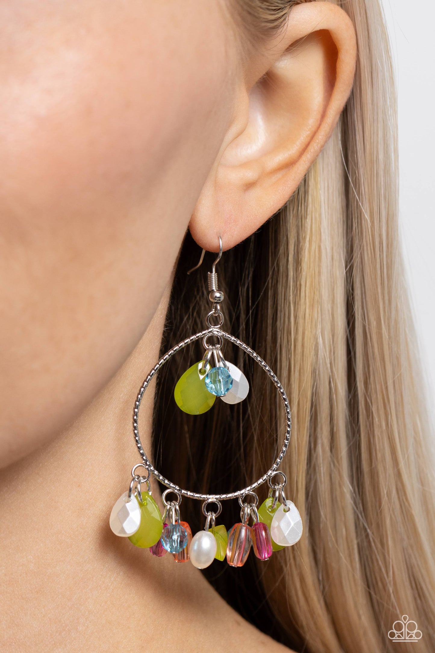 Paparazzi Elite Expression - Multi Green Earrings