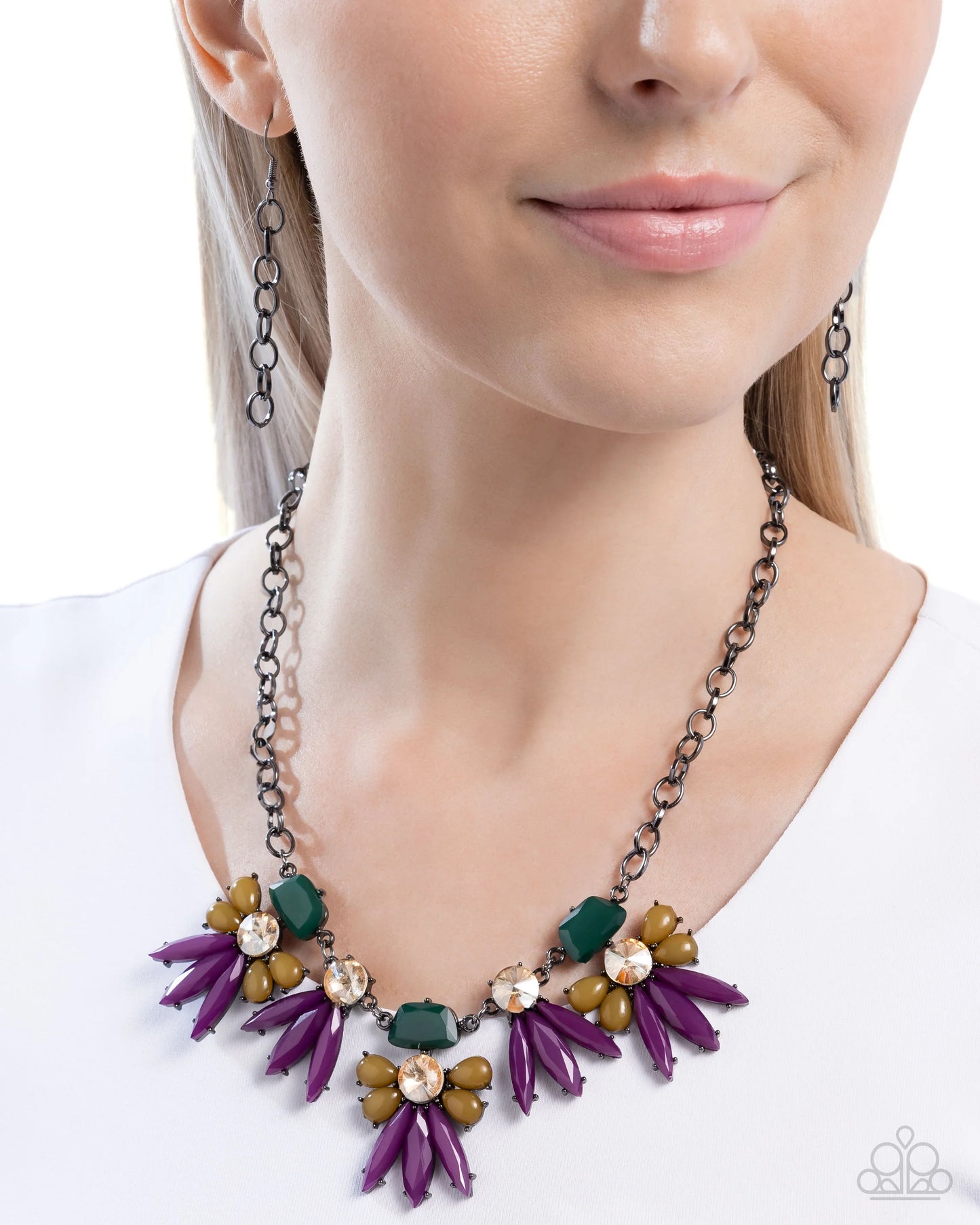 Paparazzi Folklore Flair - Purple Green Necklace