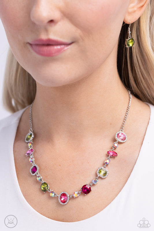 Paparazzi Dramatic Debut - Multi Necklace