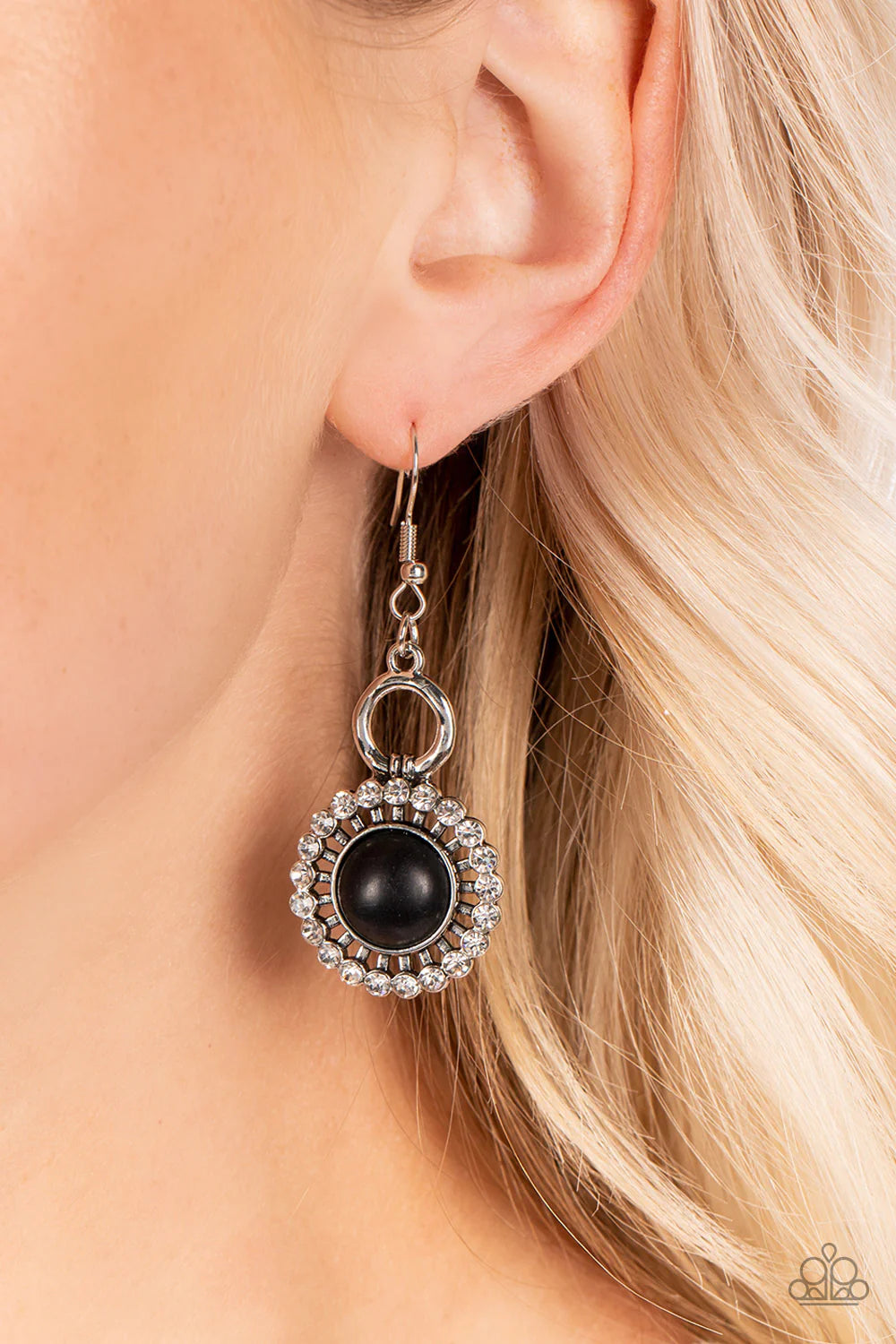 Paparazzi Mojave Mogul - Black Earrings