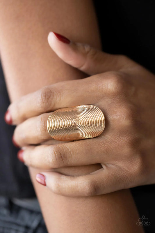 Paparazzi Urban Labyrinth - Gold Ring