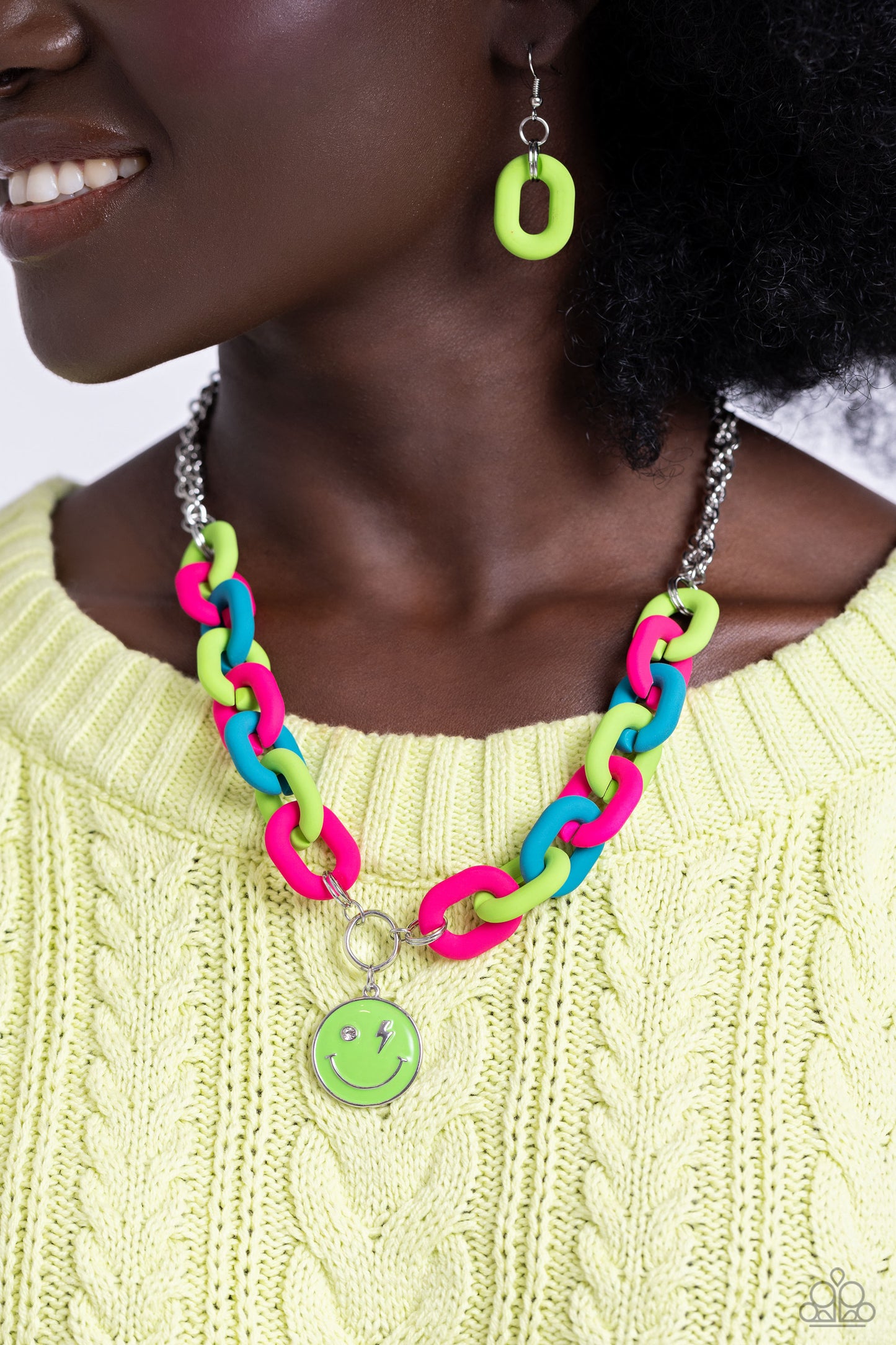 Paparazzi Speed Smile & Go The Extra Smile - Green Multi Complete Set