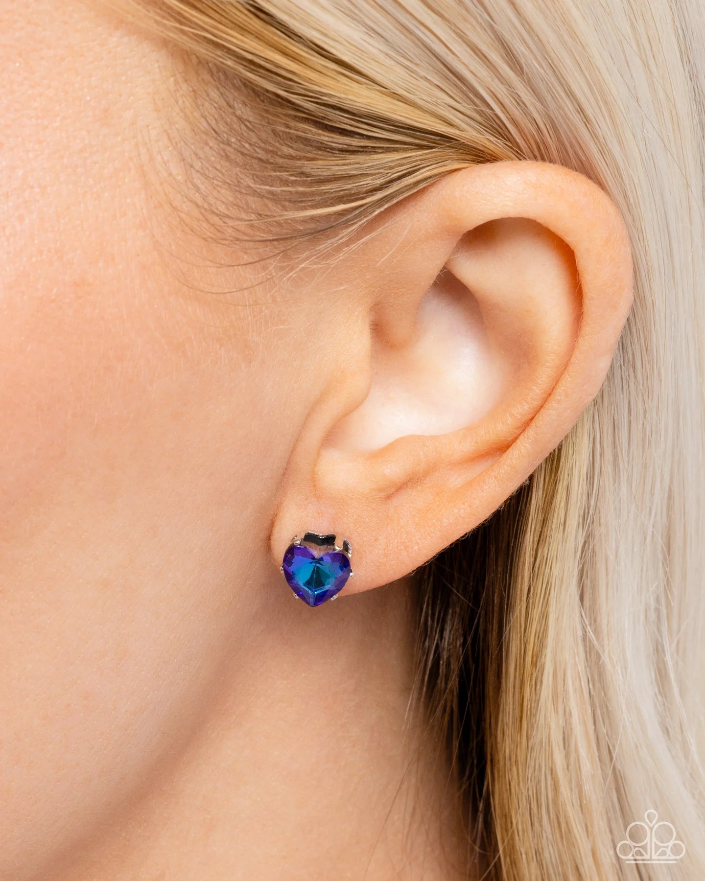 Paparazzi Sweetheart Stunner - Blue Heart Post Earrings