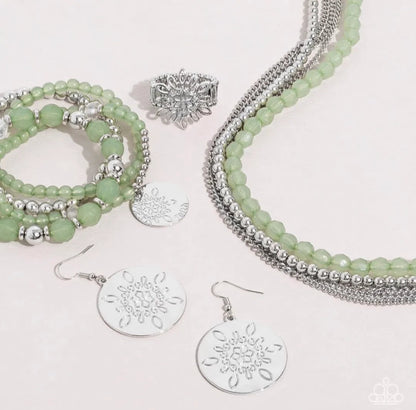 Paparazzi Glimpses Of Malibu - Green - Fashion Fix Set