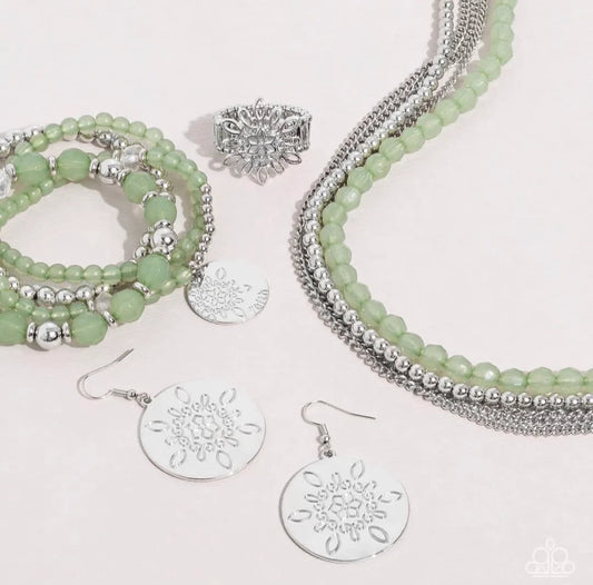 Paparazzi Glimpses Of Malibu - Green - Fashion Fix Set