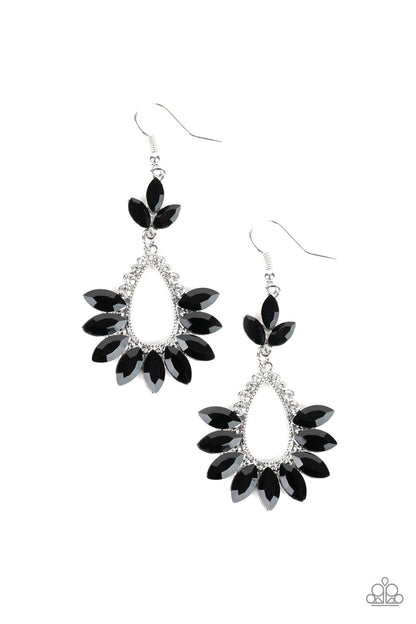 Paparazzi Extra Exquisite - Black Earrings
