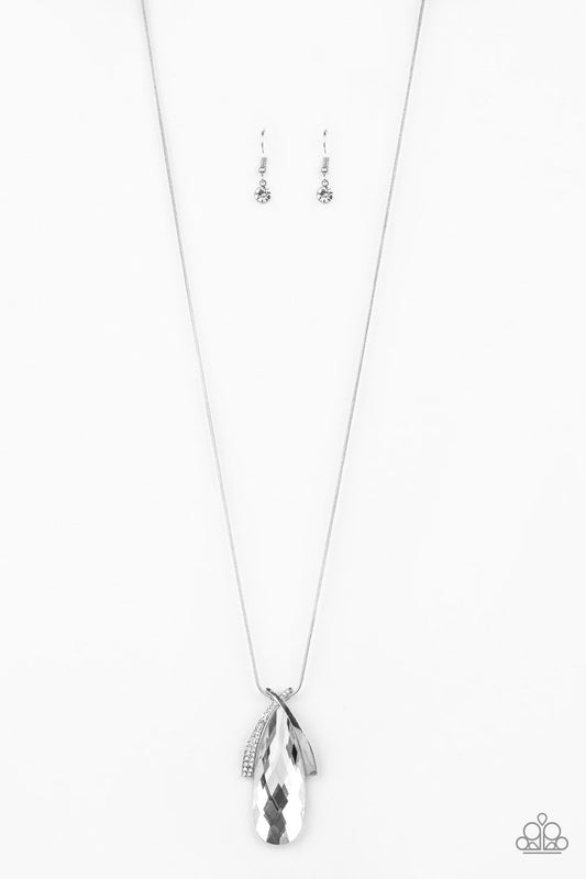 Paparazzi Stellar Sophistication - White Necklace
