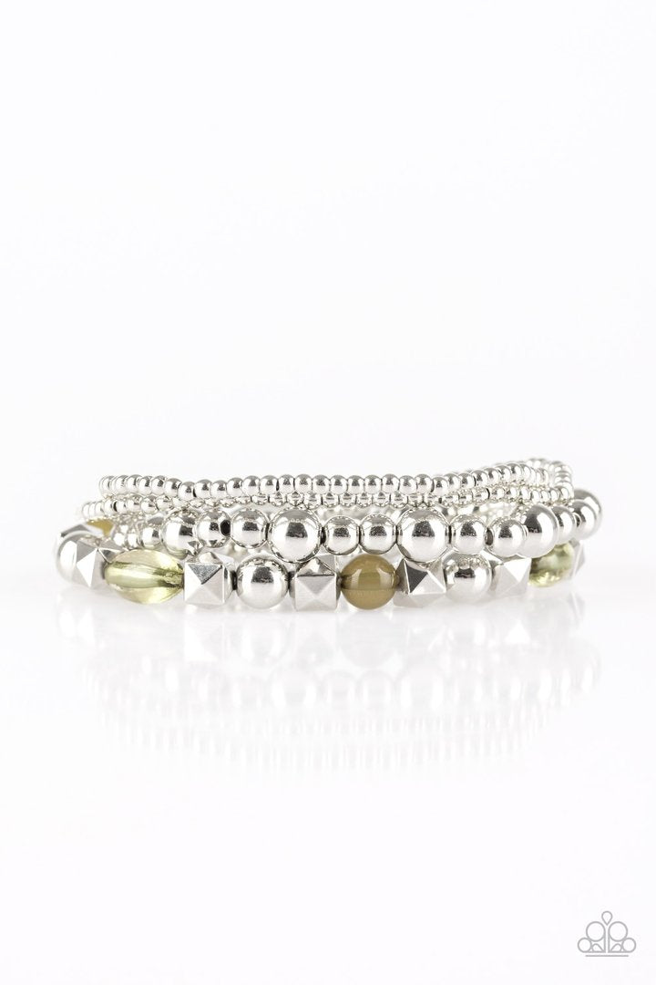 Paparazzi Babe-alicious - Green Bracelet