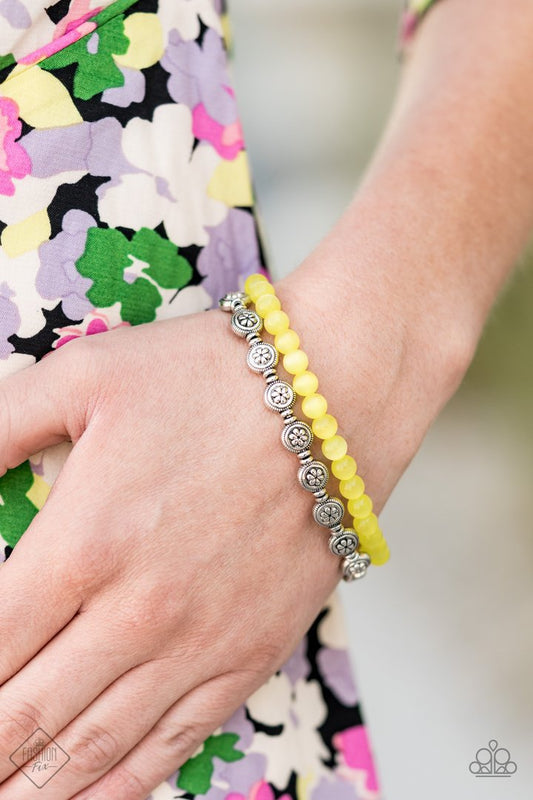 Paparazzi Dewy Dandelions - Yellow Bracelet