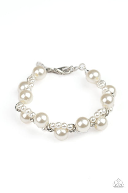 Paparazzi Utmost Uptown - White Bracelet