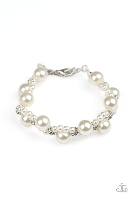Paparazzi Utmost Uptown - White Bracelet