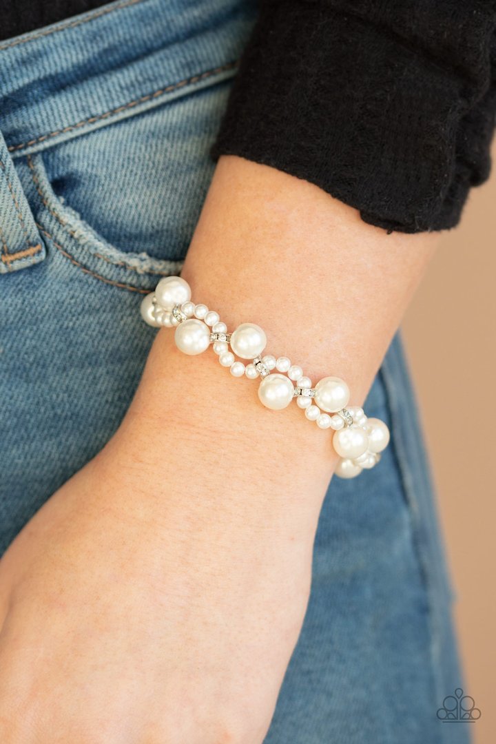 Paparazzi Utmost Uptown - White Bracelet