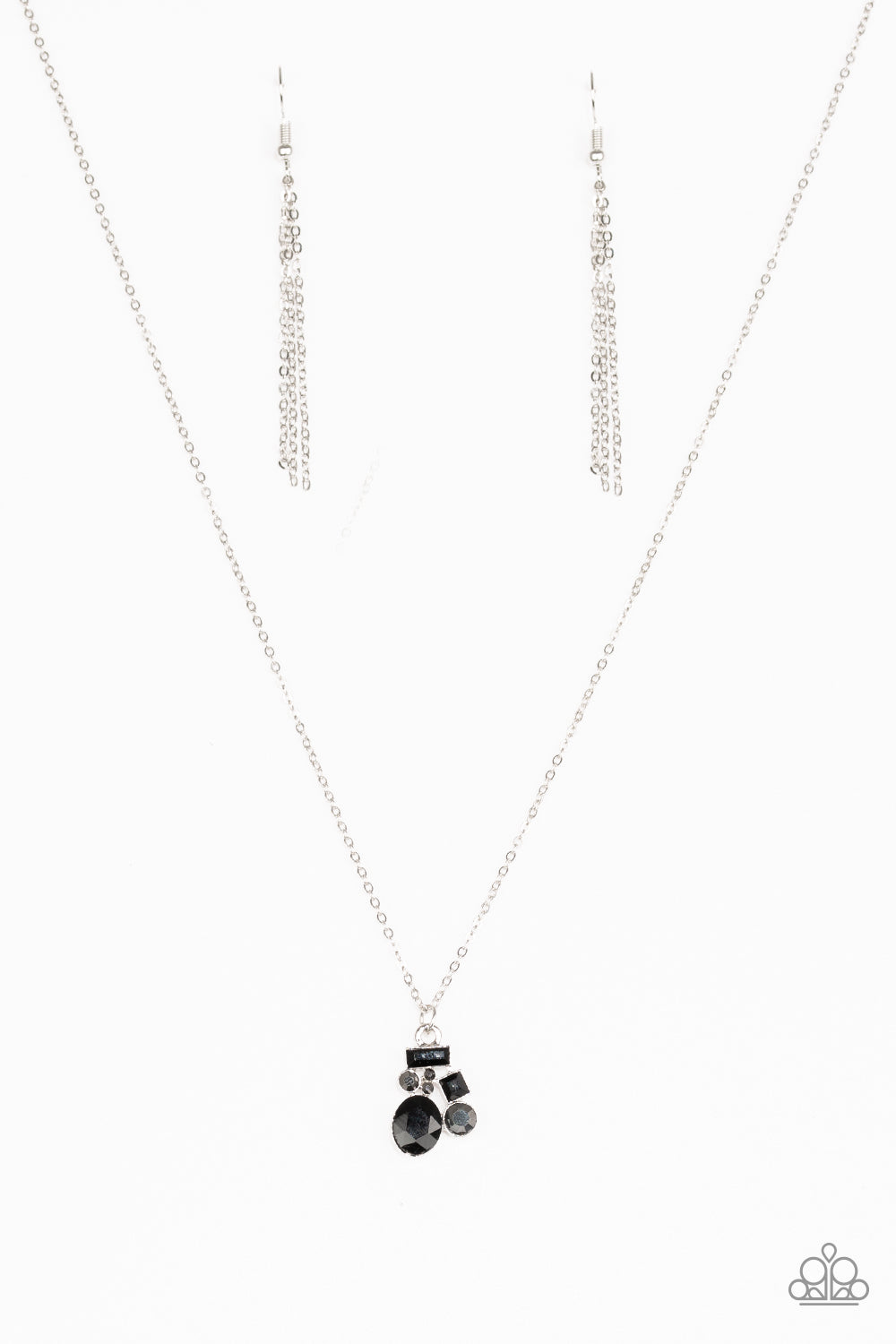 Paparazzi Time To Be Timeless - Black Necklace