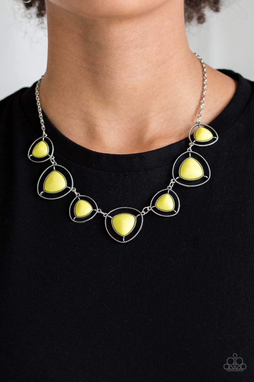 Paparazzi Make A Point - Yellow Necklace