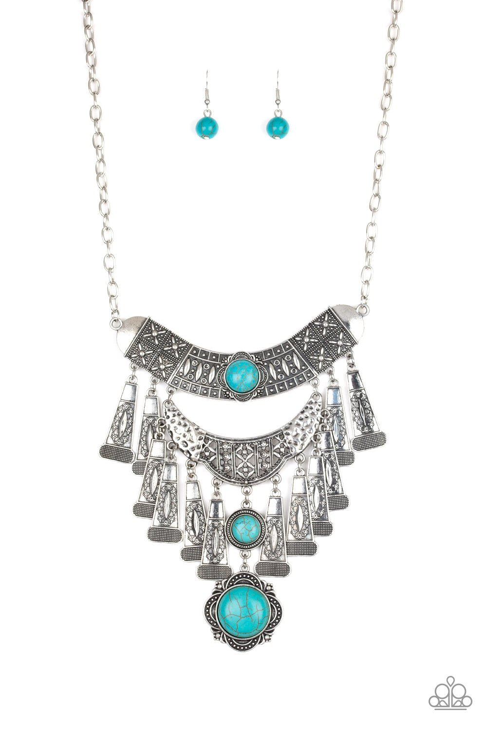 Royal blue paparazzi hot sale necklace