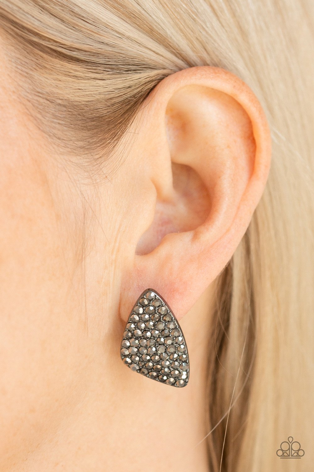 Paparazzi Supreme Sheen - Black Earrings