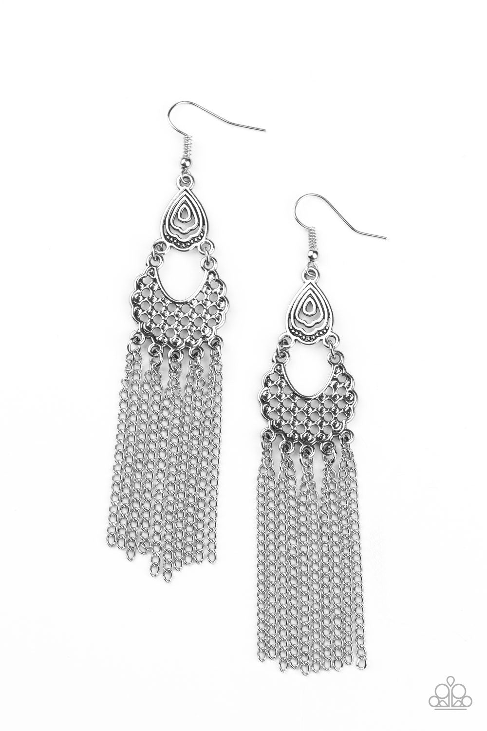 Paparazzi Insane Chain - Silver Earrings