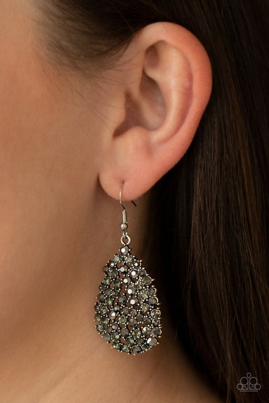 Paparazzi Daydreamy Dazzle - Silver Earrings