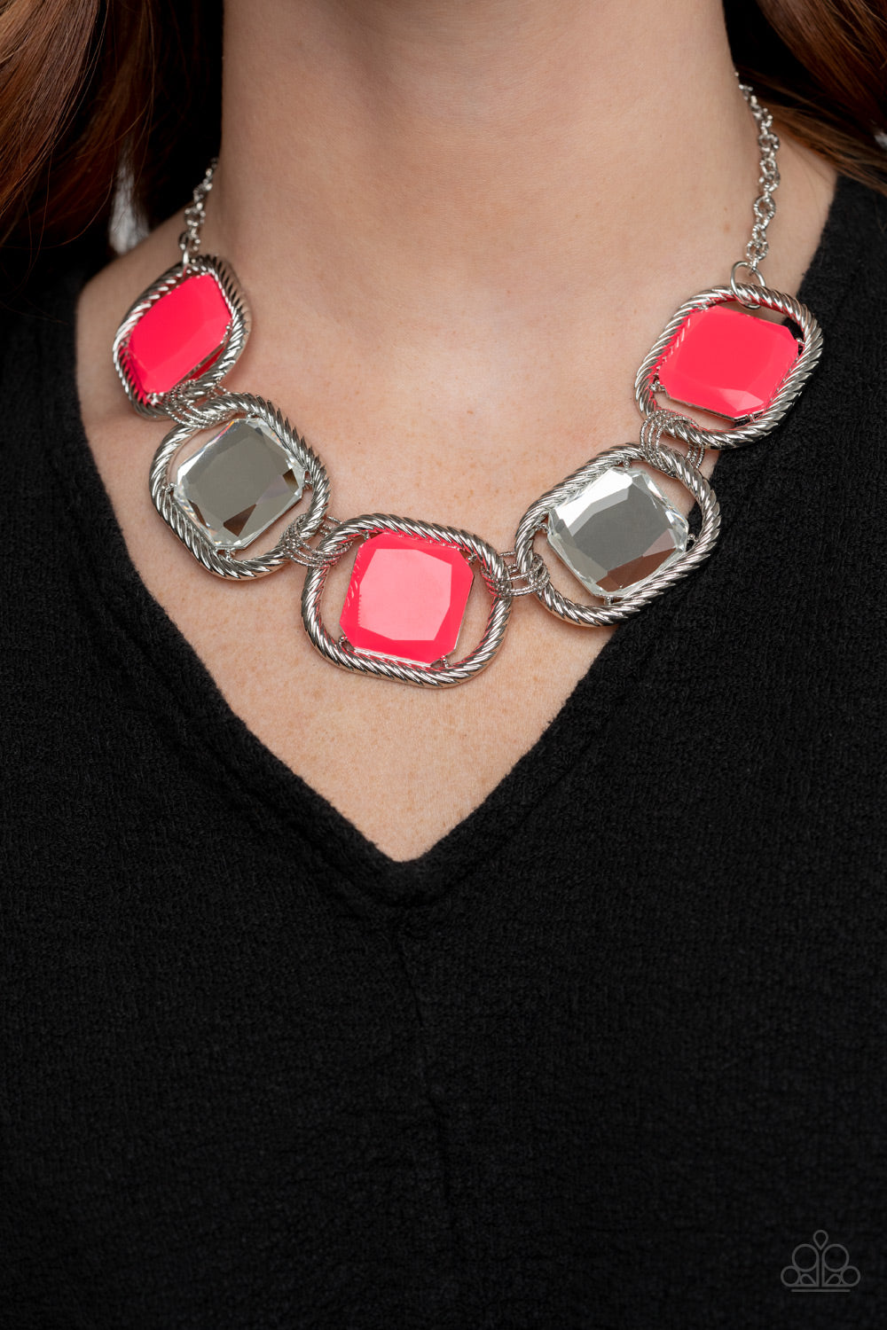 Paparazzi Pucker Up - Pink Necklace