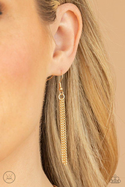 Paparazzi Subtly Stunning - Gold Choker Necklace
