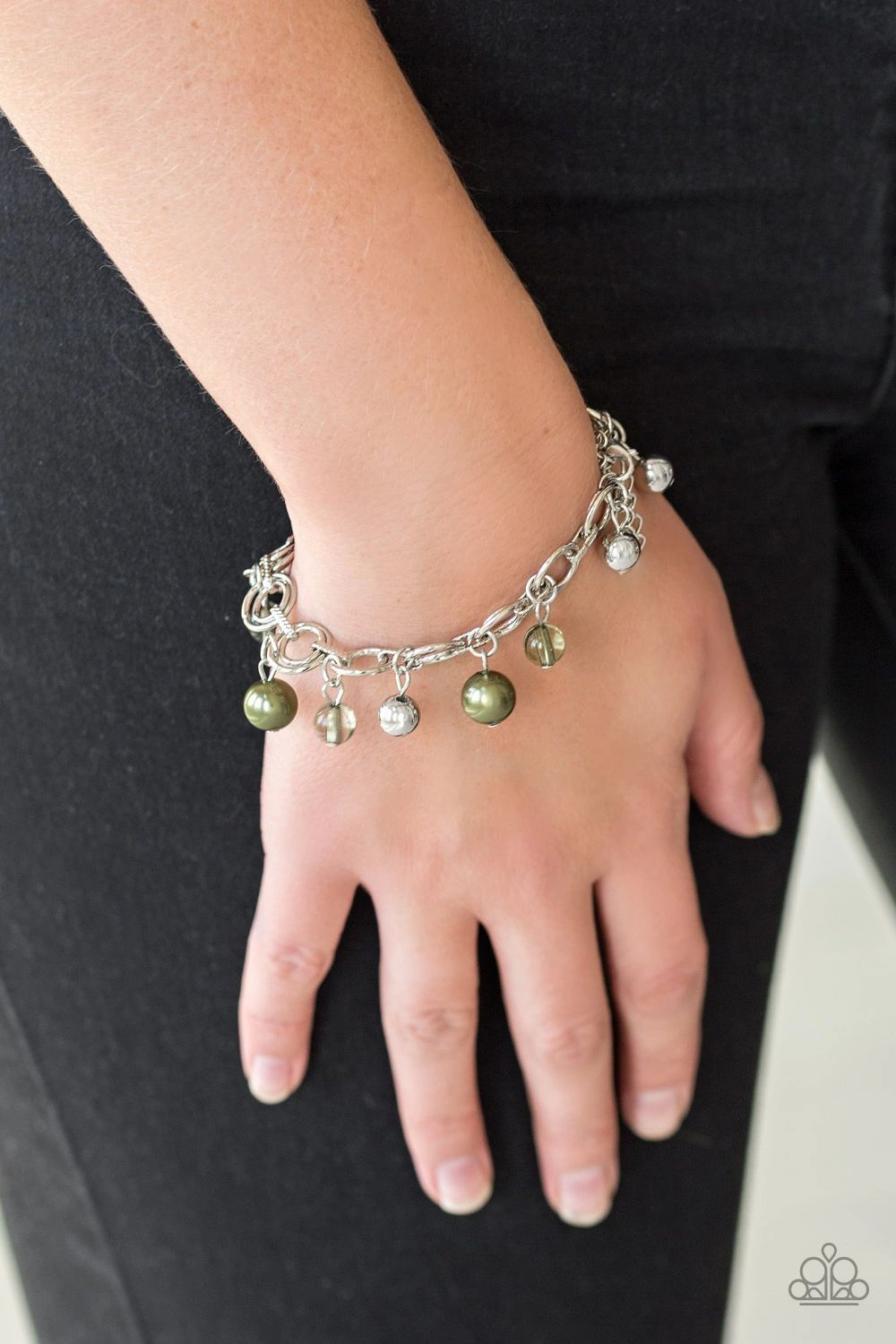 Paparazzi Fancy Fascination - Green Bracelet