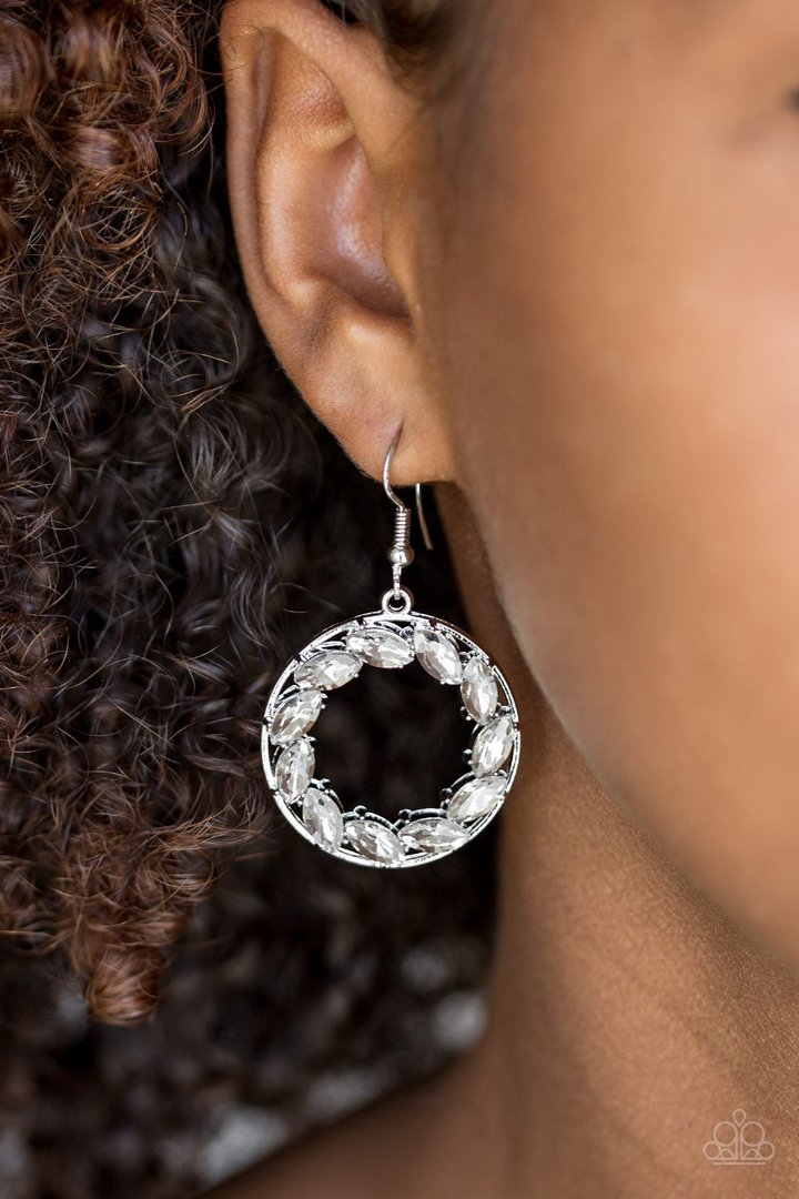 Paparazzi Global Glow - White Earrings