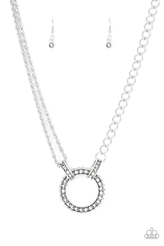 Paparazzi Dazzle Dazzle - White Necklace