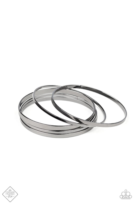 Paparazzi Ensnared - Black Bracelet