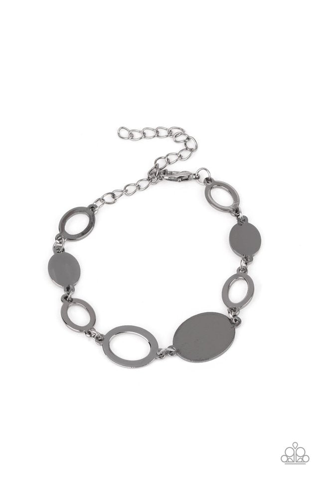 Paparazzi OVAL And Out - Black Bracelet