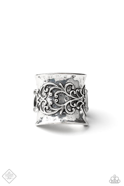 Paparazzi Me, Myself and IVY - Silver Ring
