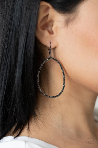 Paparazzi OVAL-ruled! - Black Earrings