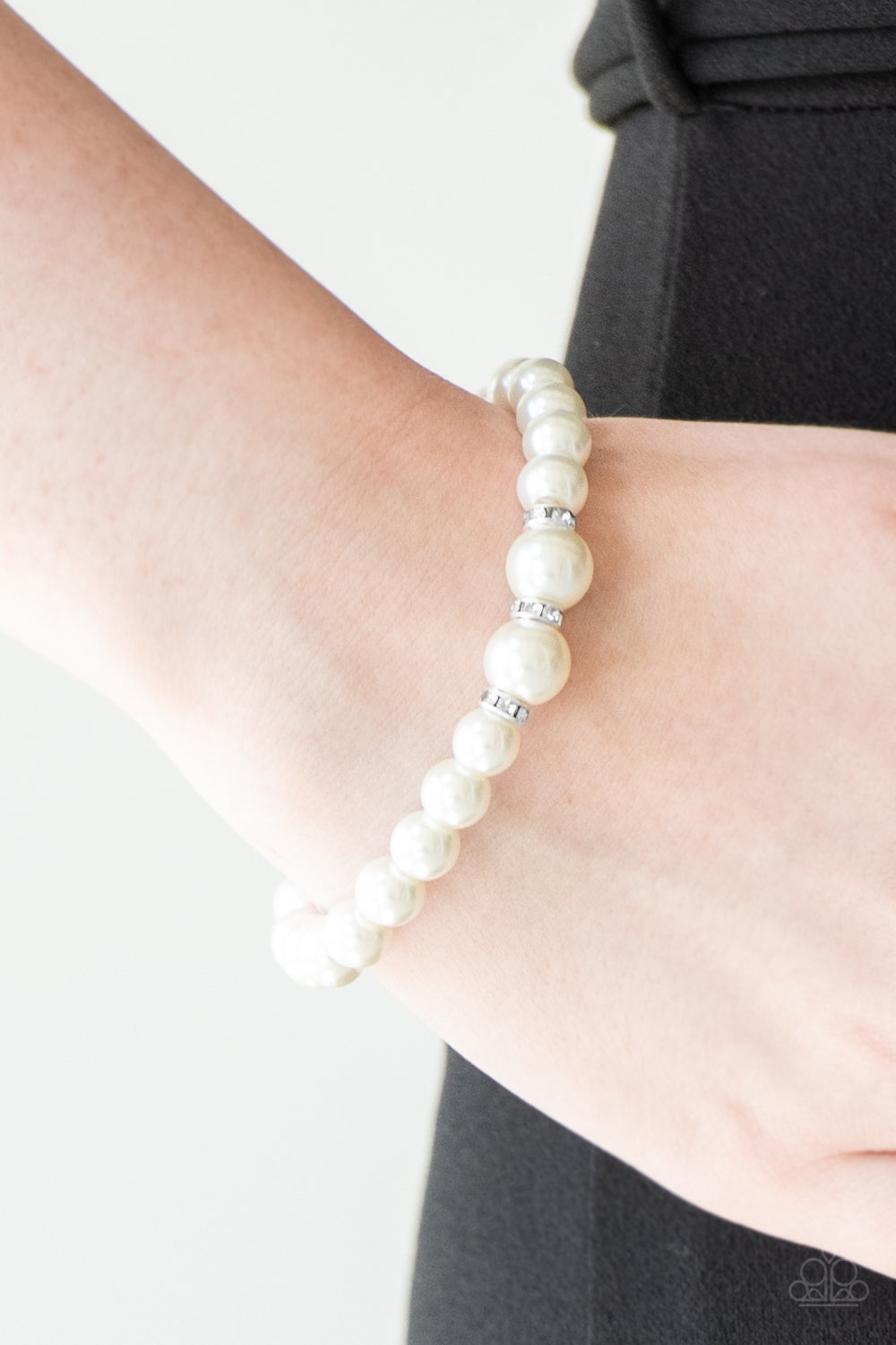 Paparazzi Radiantly Royal - White Bracelet