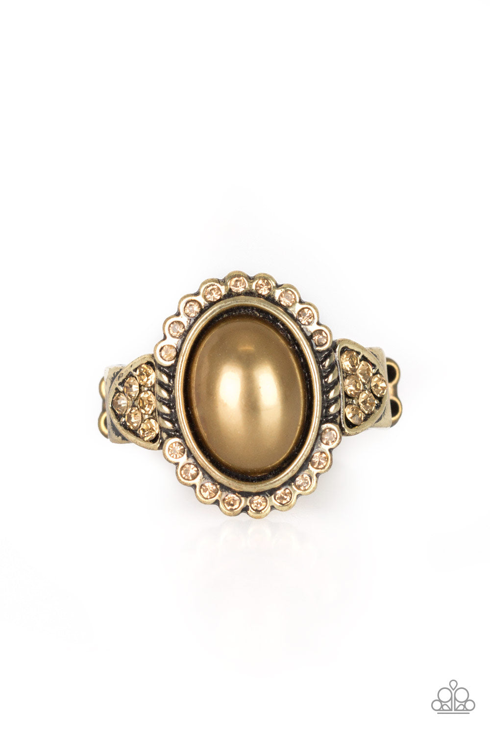 Paparazzi Pearl Party - Brass Ring