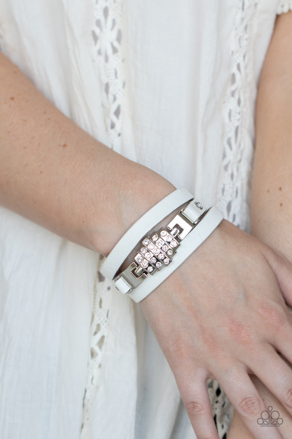 Paparazzi Ultra Urban - White Bracelet