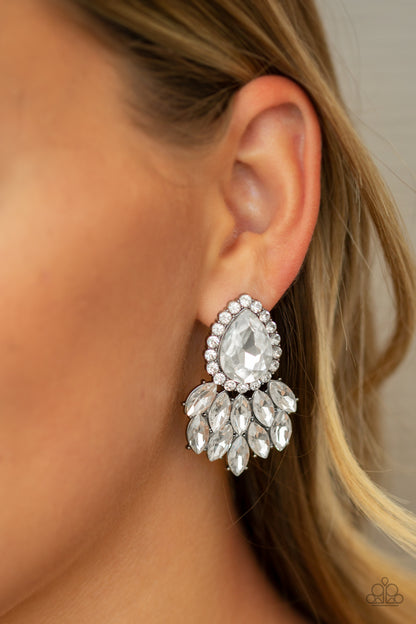 Paparazzi A Breath Of Fresh HEIR - Black Earrings