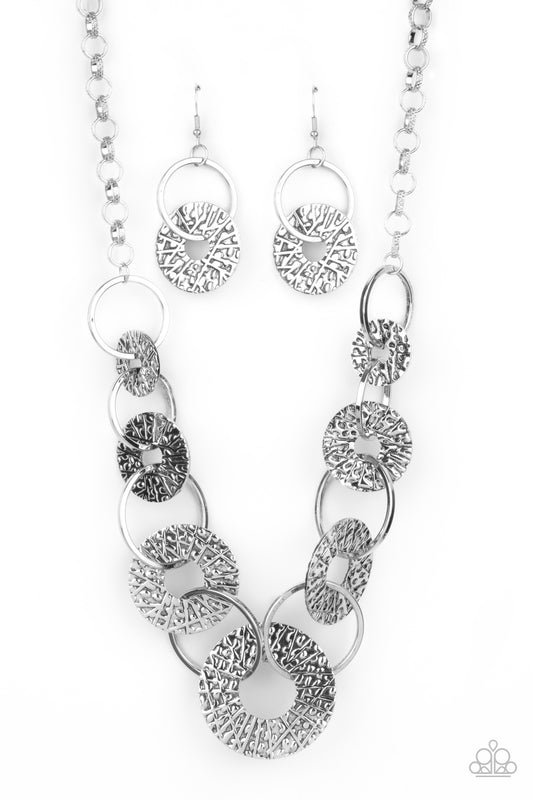 Paparazzi Industrial Envy - Silver Necklace