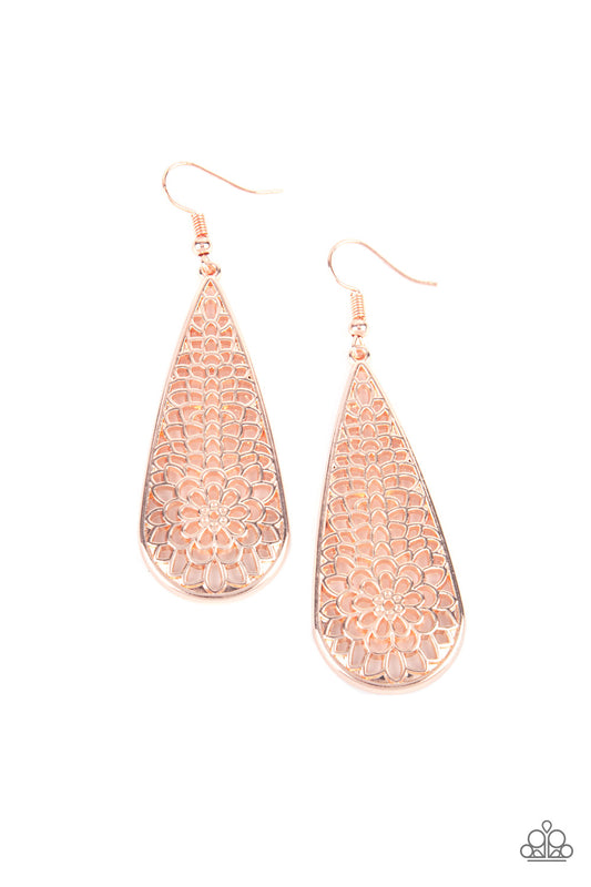 Paparazzi Posy Pasture - Rose Gold Earrings