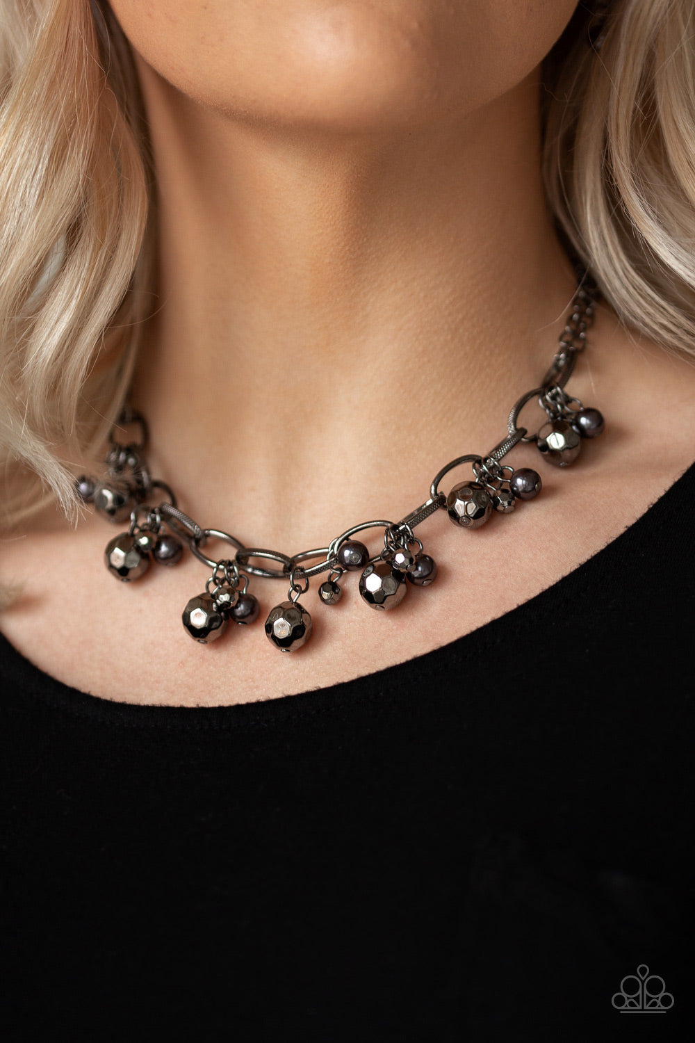 Paparazzi Malibu Movement - Black Necklace