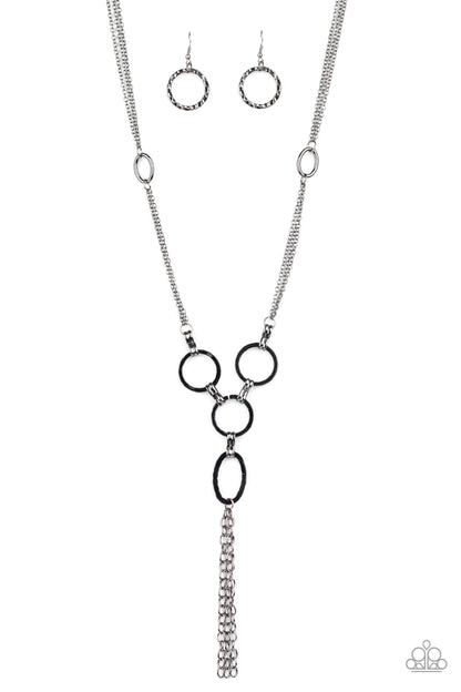 Paparazzi Metro Mechanics - Black Necklace