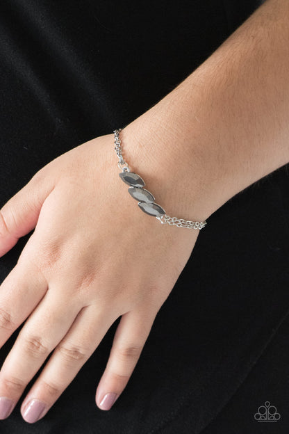 Paparazzi Pretty Priceless - Silver Bracelet
