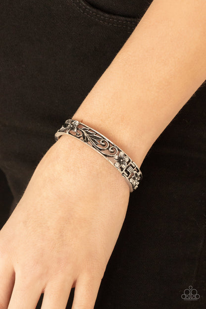 Paparazzi Hawaiian Essence - Silver Hinge Bracelet