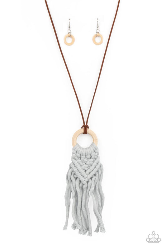 Paparazzi Crafty Couture - Silver Necklace