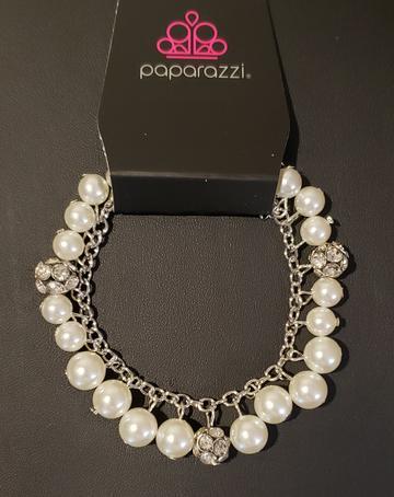 Paparazzi The GRANDEUR Tour - White Bracelet